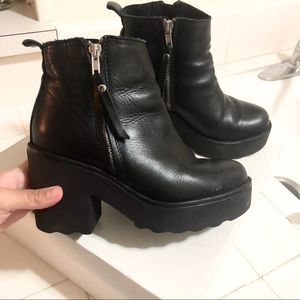 Steve Madden Gargoyle Chunky Boot